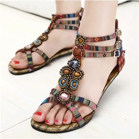 Women’s Designer Sandals .